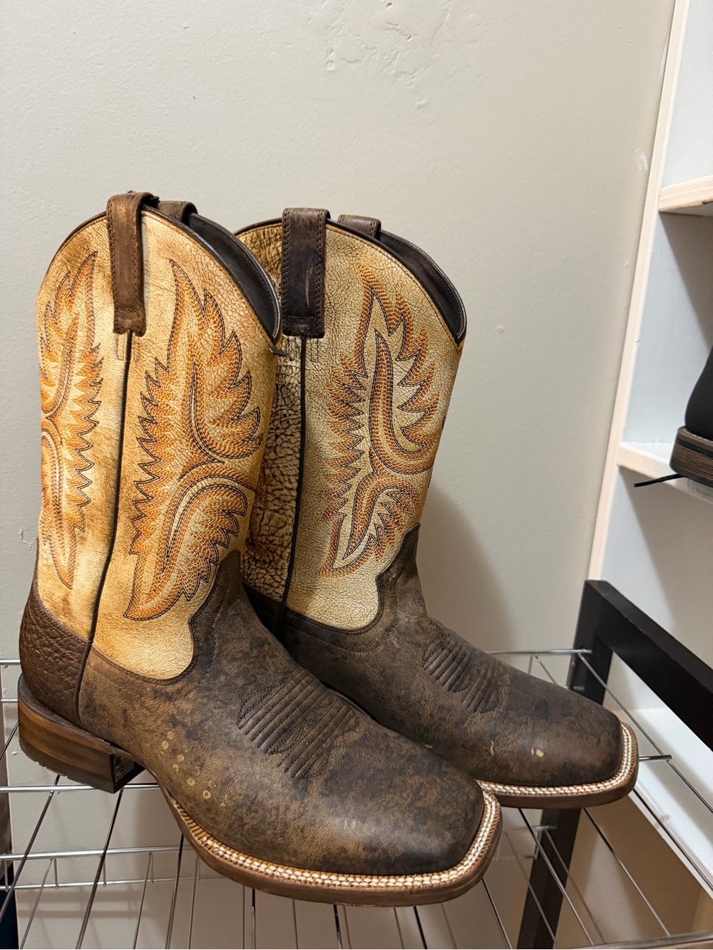 Ariat Brown and Tan Western Cowboy Boots with Embroidered Shaft